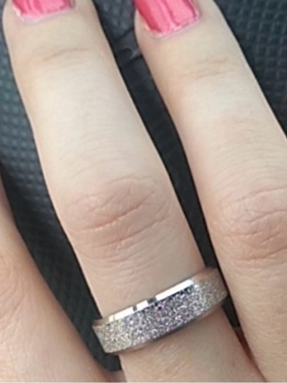 Stainless Steel Silver Glitter Ring!